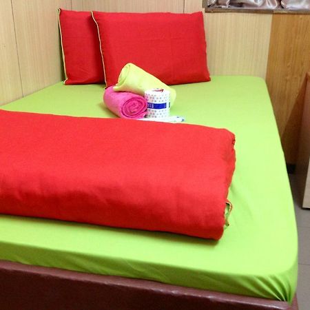 קוולון Himalaya Guest House מראה חיצוני תמונה