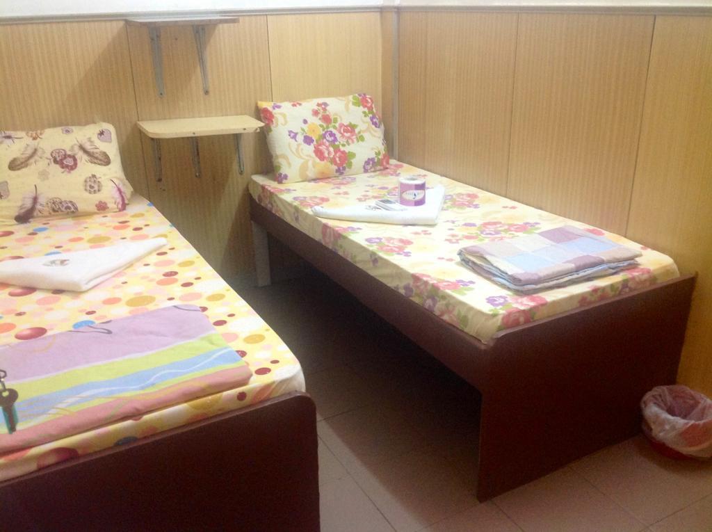 קוולון Himalaya Guest House מראה חיצוני תמונה