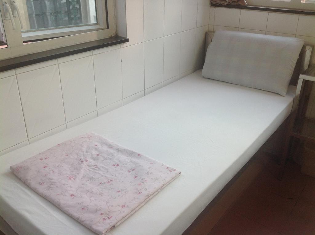 קוולון Himalaya Guest House מראה חיצוני תמונה
