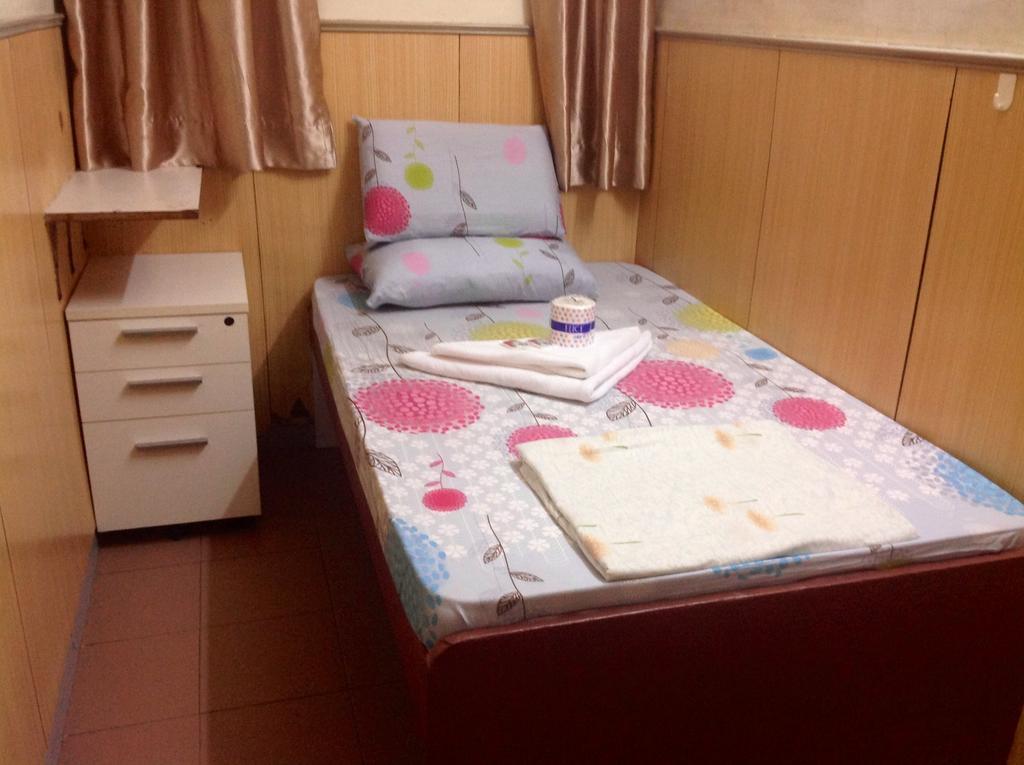 קוולון Himalaya Guest House מראה חיצוני תמונה