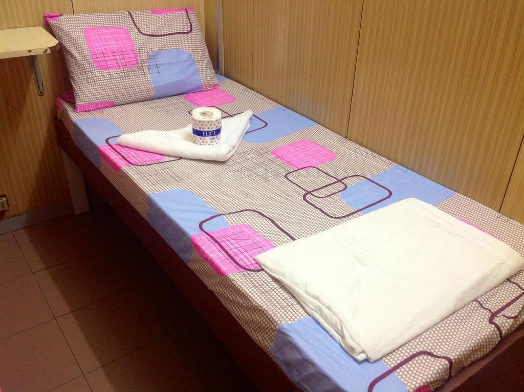קוולון Himalaya Guest House מראה חיצוני תמונה