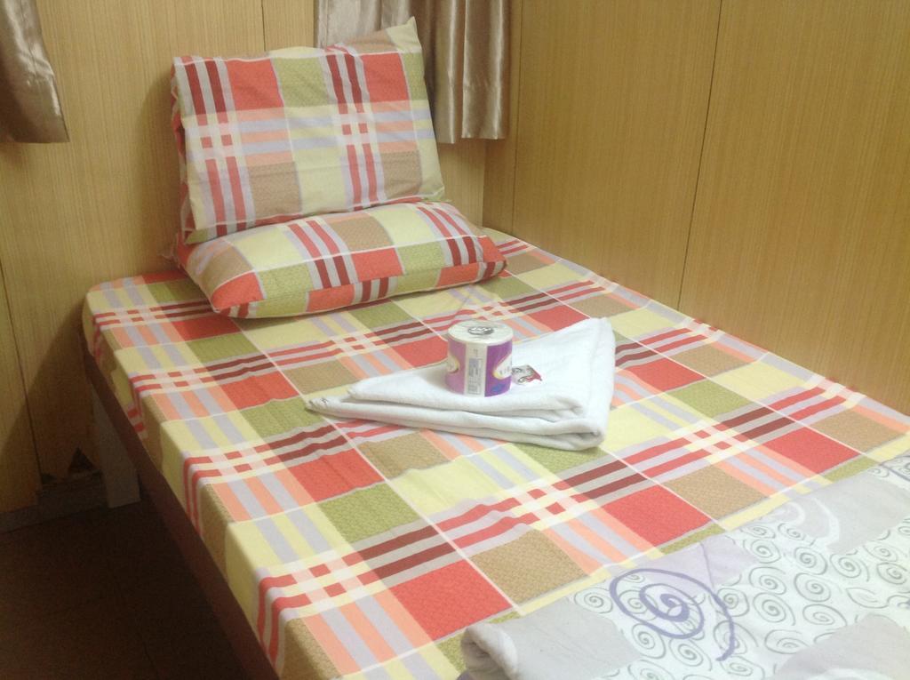 קוולון Himalaya Guest House מראה חיצוני תמונה