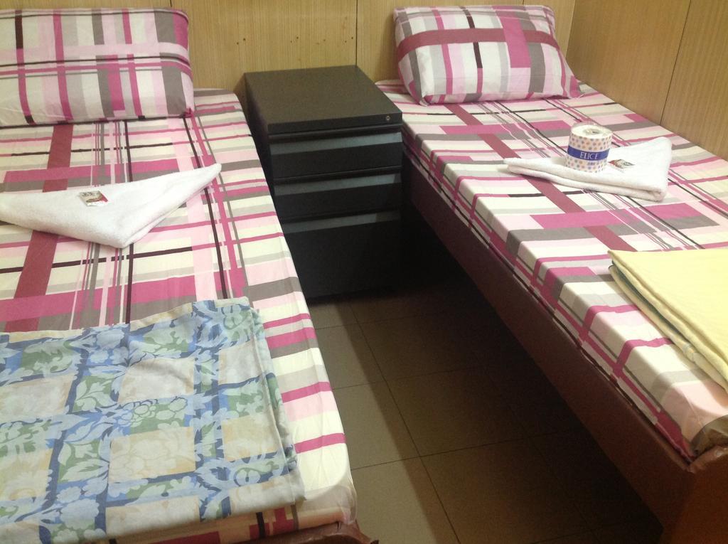 קוולון Himalaya Guest House מראה חיצוני תמונה