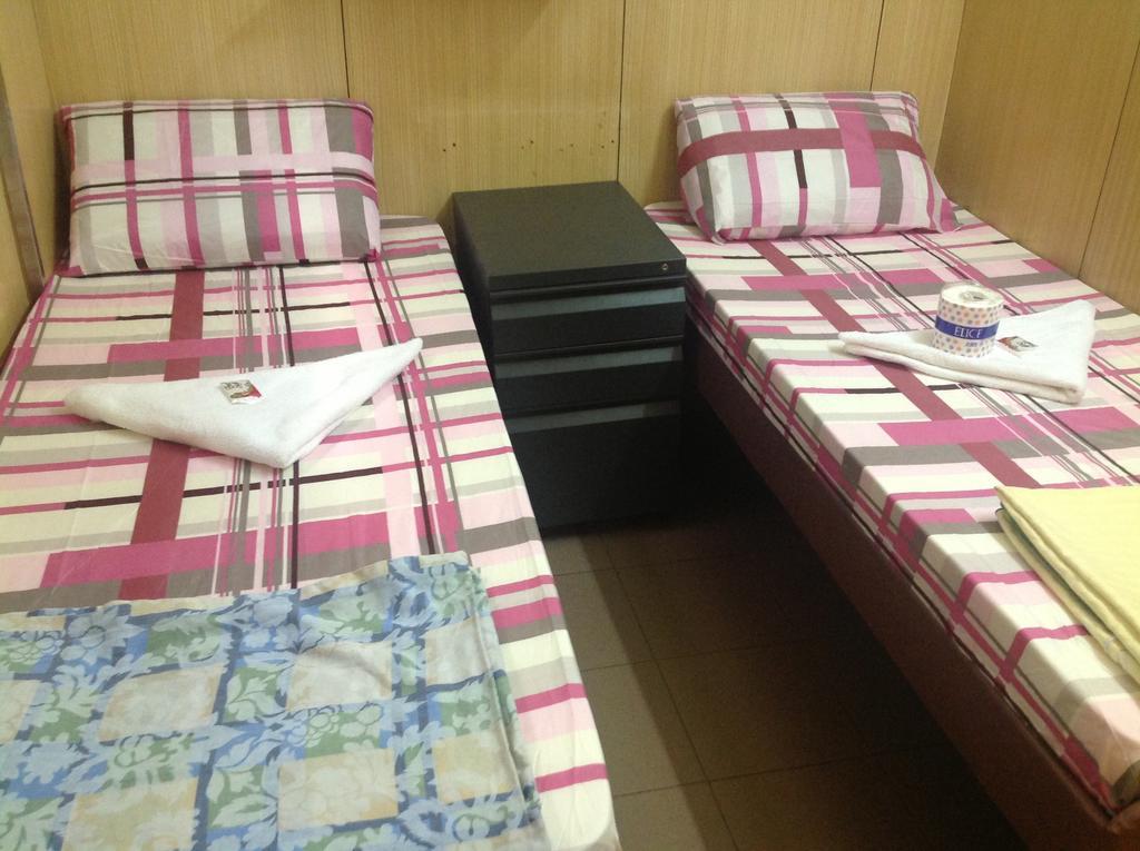 קוולון Himalaya Guest House מראה חיצוני תמונה
