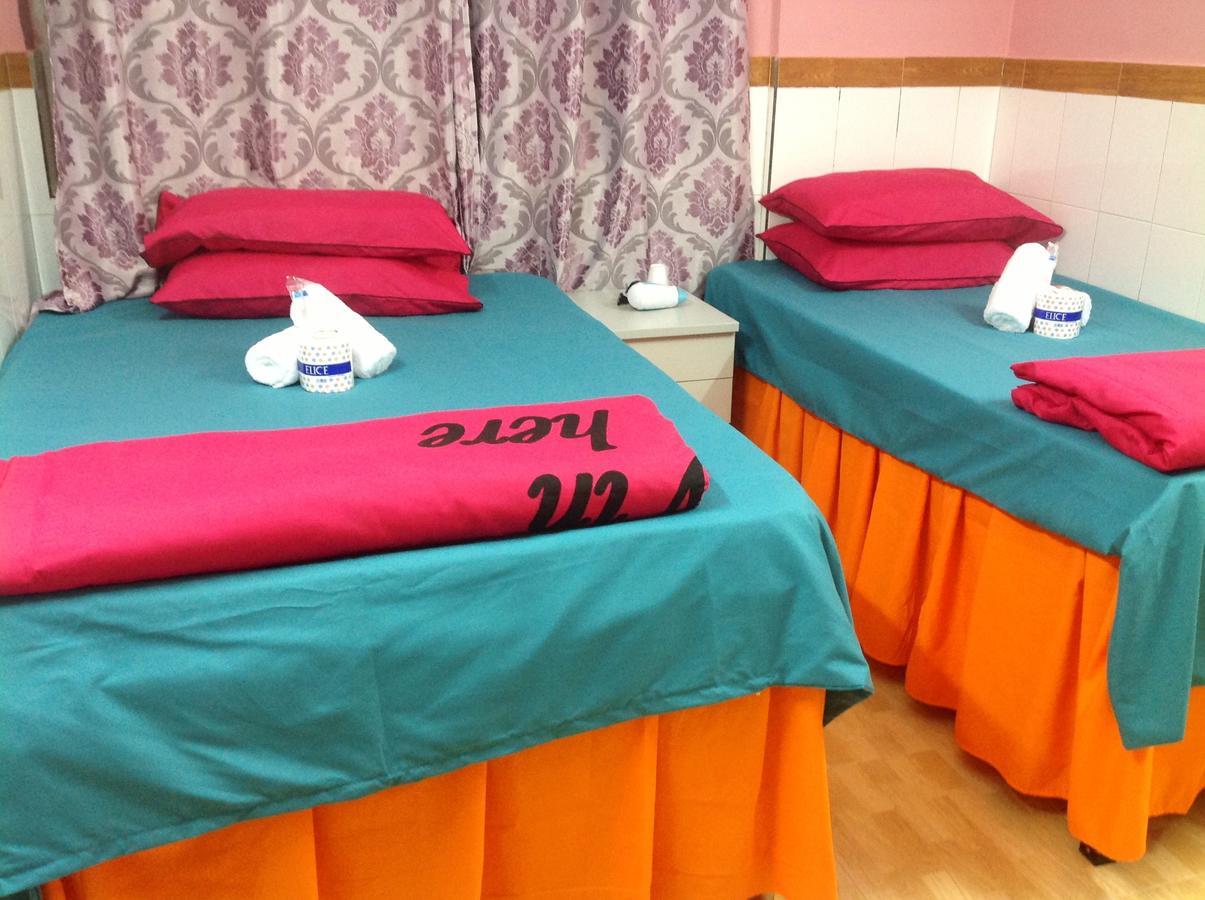 קוולון Himalaya Guest House מראה חיצוני תמונה